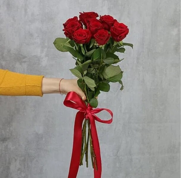 Роза 60см 9шт, артикул F1367715 - 5590 рублей, доставка по городу. Flawery - доставка цветов