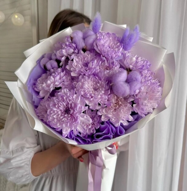 Сиреневый букет, артикул F1414071 - 2150 рублей, доставка по городу. Flawery - доставка цветов