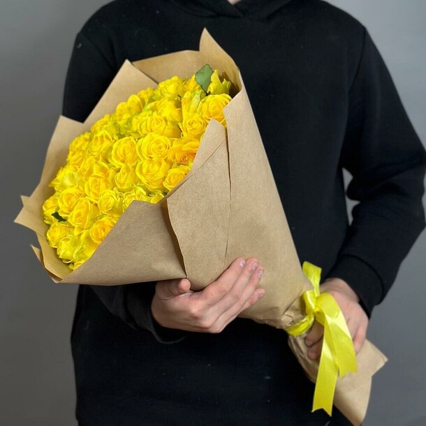 51 желтая роза, артикул F1415287 - 9909 рублей, доставка по городу. Flawery - доставка цветов
