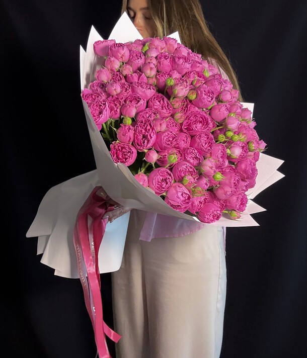 Букет из  пионовидных роз, артикул F1448037 - 15000 рублей, доставка по городу. Flawery - доставка цветов