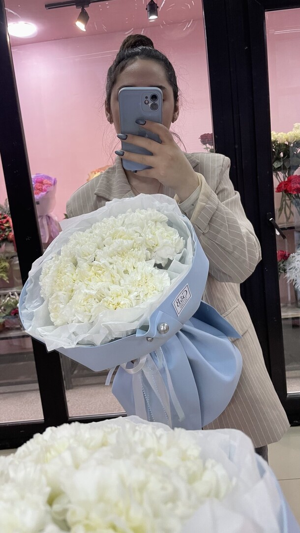 Мороженое с диантусами, артикул F1362087 - 4170 рублей, доставка по городу. Flawery - доставка цветов