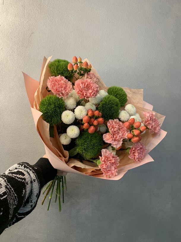 Букет из диантусов, артикул F1482753 - 6150 рублей, доставка по городу. Flawery - доставка цветов