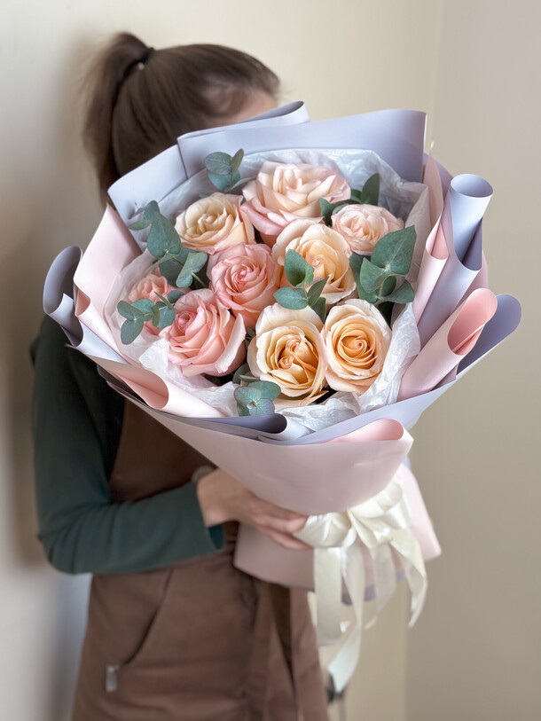 Букет нежных роз « амелия», артикул F1403352 - 5775 рублей, доставка по городу. Flawery - доставка цветов