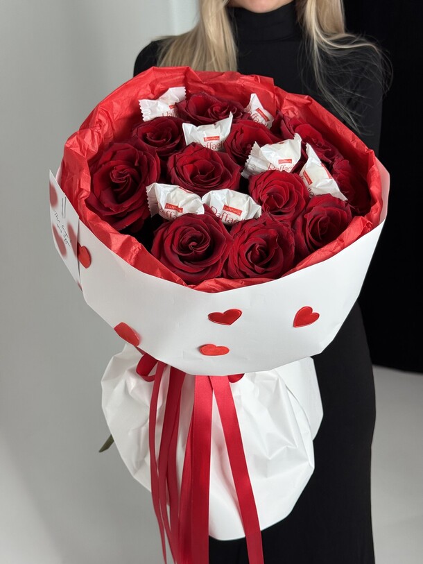Букет «валентинка», артикул F1403405 - 6950 рублей, доставка по городу. Flawery - доставка цветов