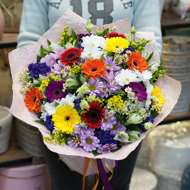 Букет цветов "хит сезона", артикул F105756 - 11900 рублей, доставка по городу. Flawery - доставка цветов