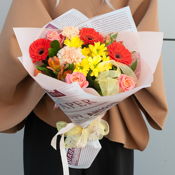 Букет цветов "яркие краски осени", артикул F1478435 - 5000 рублей, доставка по городу. Flawery - доставка цветов