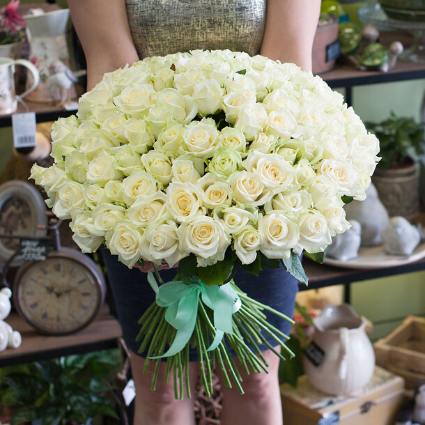 Букет роз (101 роза), артикул F24567 - 34000 рублей, доставка по городу. Flawery - доставка цветов