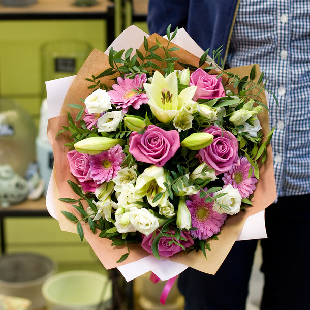 Букет цветов "восторг", артикул F24578 - 5460 рублей, доставка по городу. Flawery - доставка цветов