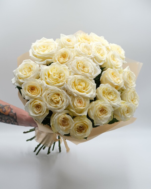 Букет из пионовидной розы, артикул F1353395 - 7020 рублей, доставка по городу. Flawery - доставка цветов