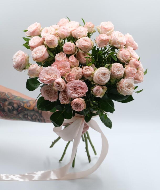 Букет пионовидный, артикул F1353422 - 2890 рублей, доставка по городу. Flawery - доставка цветов