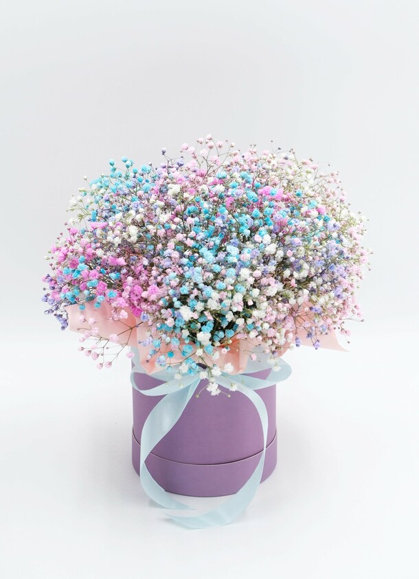 Гипсофила в коробке, артикул F1353486 - 2550 рублей, доставка по городу. Flawery - доставка цветов