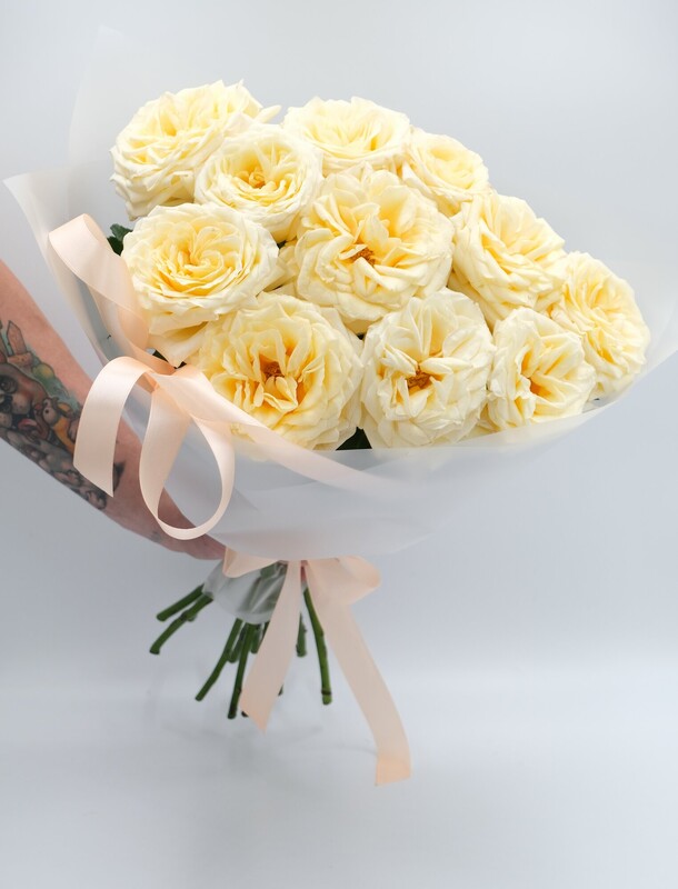 Букет из пионовидной розы, артикул F1353499 - 4850 рублей, доставка по городу. Flawery - доставка цветов