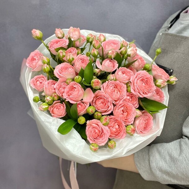 Кустовые розы пионовидные, артикул F1358797 - 7000 рублей, доставка по городу. Flawery - доставка цветов