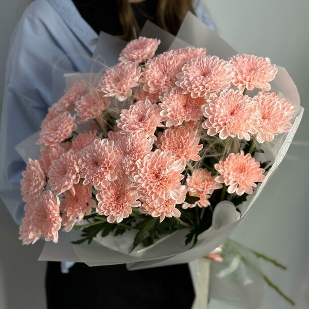 Букет хризантема и ковыль, артикул F1358810 - 4091 рублей, доставка по городу. Flawery - доставка цветов