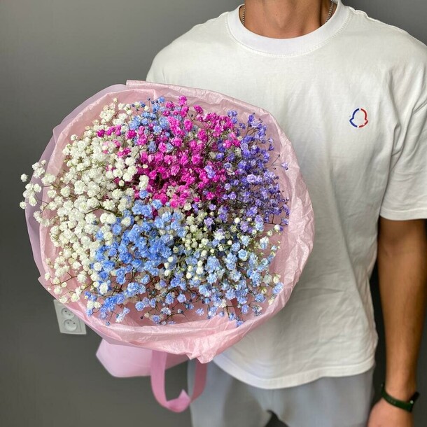 Гипсофила радужная. Букет цветной гипсофилы, артикул F1359934 - 3182 рублей, доставка по городу. Flawery - доставка цветов