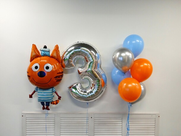 Шары композиция с котом, артикул F1355339 - 4750 рублей, доставка по городу. Flawery - доставка цветов