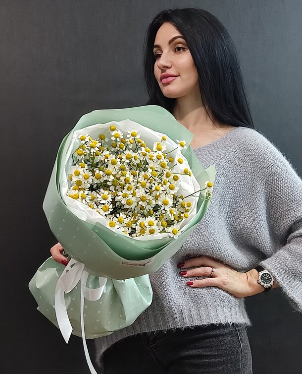 Ромашка полевая букет, артикул F1429834 - 2350 рублей, доставка по городу. Flawery - доставка цветов