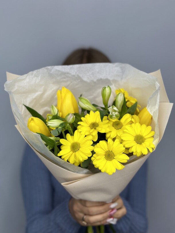 Весеннее солнце, артикул F1380412 - 2100 рублей, доставка по городу. Flawery - доставка цветов