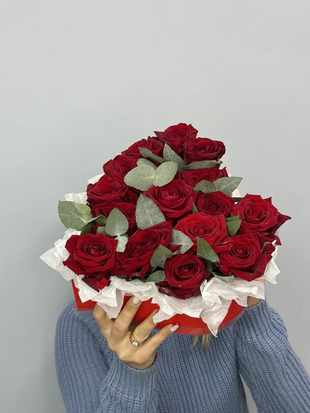 Мальчик в девочку влюбился, артикул F1380479 - 6000 рублей, доставка по городу. Flawery - доставка цветов