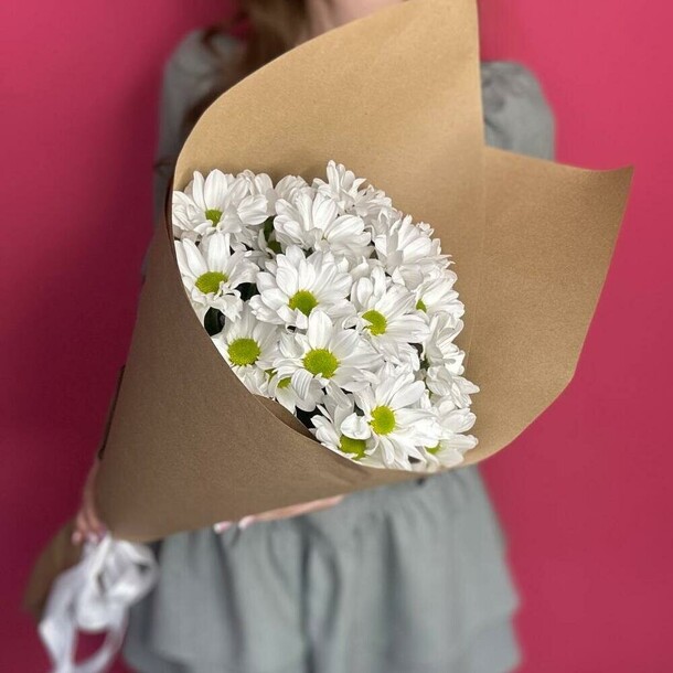 Букет из кустовых хризантем, артикул F1444764 - 3000 рублей, доставка по городу. Flawery - доставка цветов