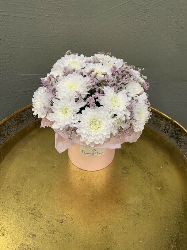 Цветы в коробке «рапсодия», артикул F1506657 - 4091 рублей, доставка по городу. Flawery - доставка цветов