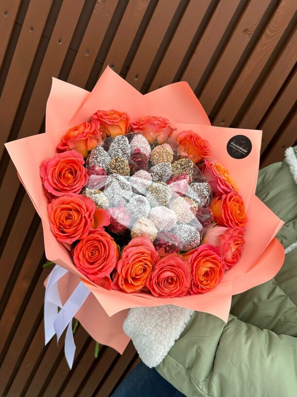 Букет "весенне настроение", артикул F1362861 - 7250 рублей, доставка по городу. Flawery - доставка цветов