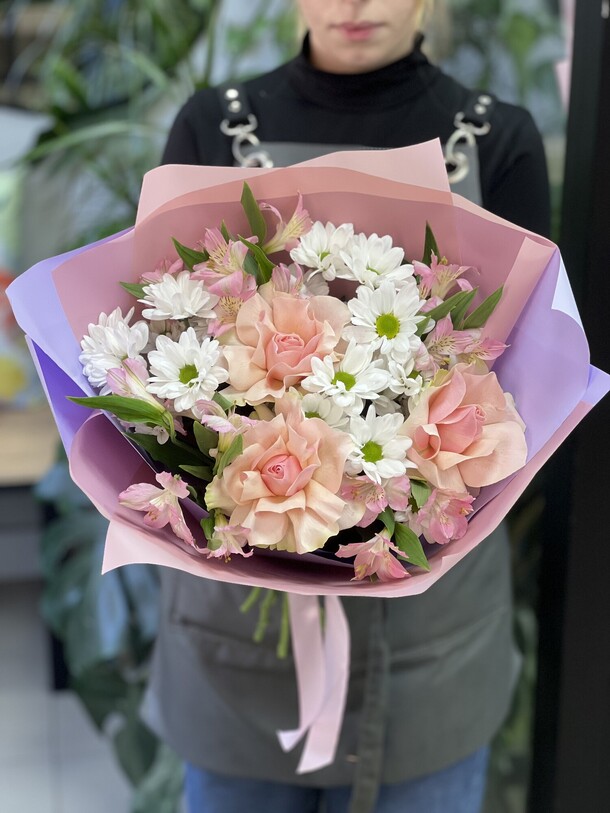 Букет «нежнее нежного», артикул F1421375 - 3600 рублей, доставка по городу. Flawery - доставка цветов