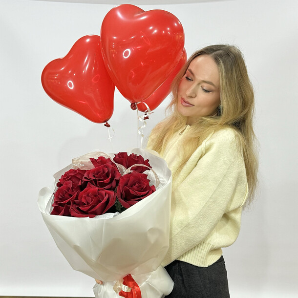 Подарок любимой, артикул F1376503 - 3500 рублей, доставка по городу. Flawery - доставка цветов
