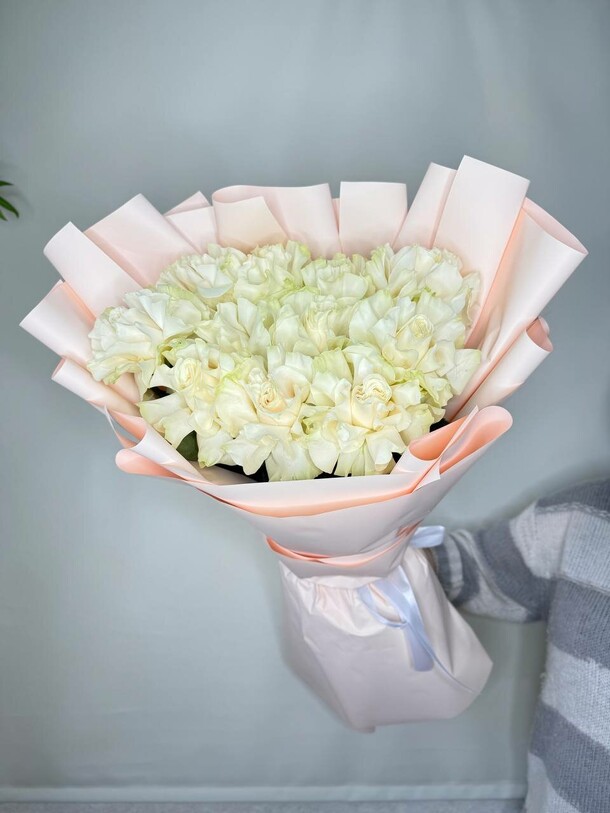 Ажурные розы, артикул F1412467 - 5300 рублей, доставка по городу. Flawery - доставка цветов