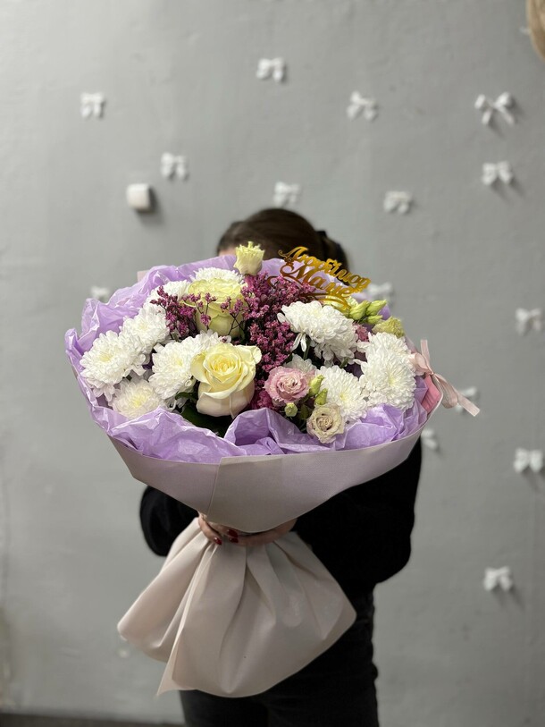 Улыбка мамы м, артикул F1489918 - 6113 рублей, доставка по городу. Flawery - доставка цветов