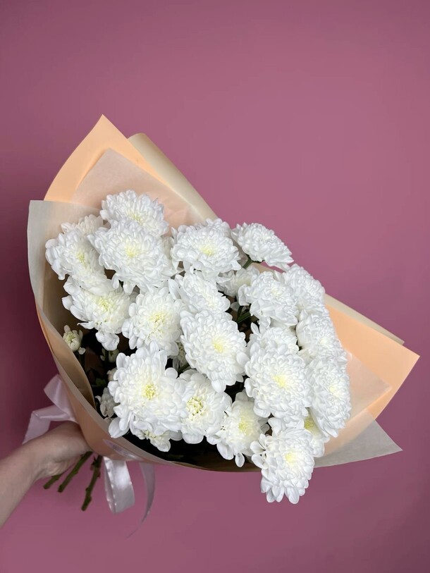 Букет из хризантем, артикул F1358994 - 3630 рублей, доставка по городу. Flawery - доставка цветов