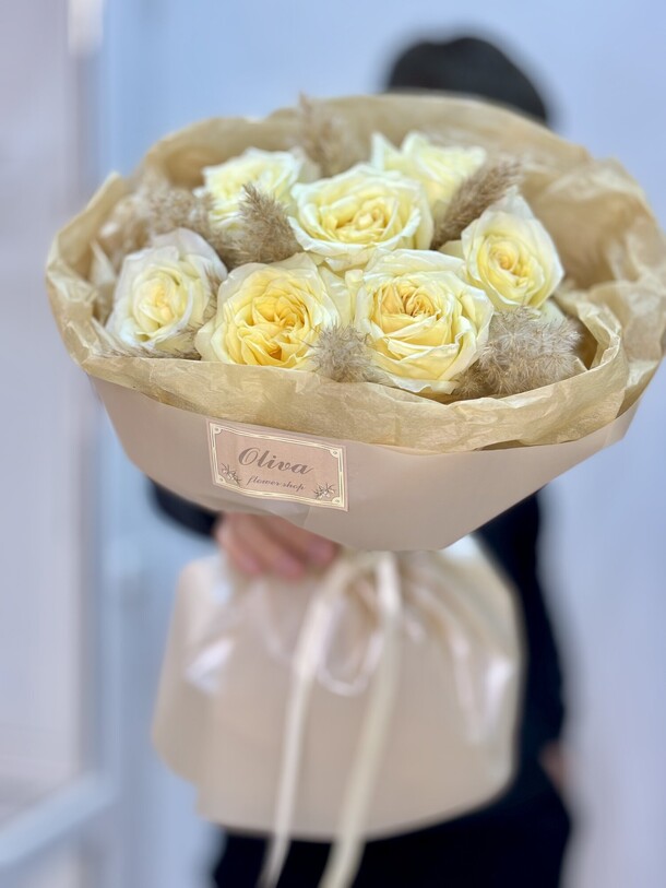 «нежное послание», артикул F1364475 - 3350 рублей, доставка по городу. Flawery - доставка цветов