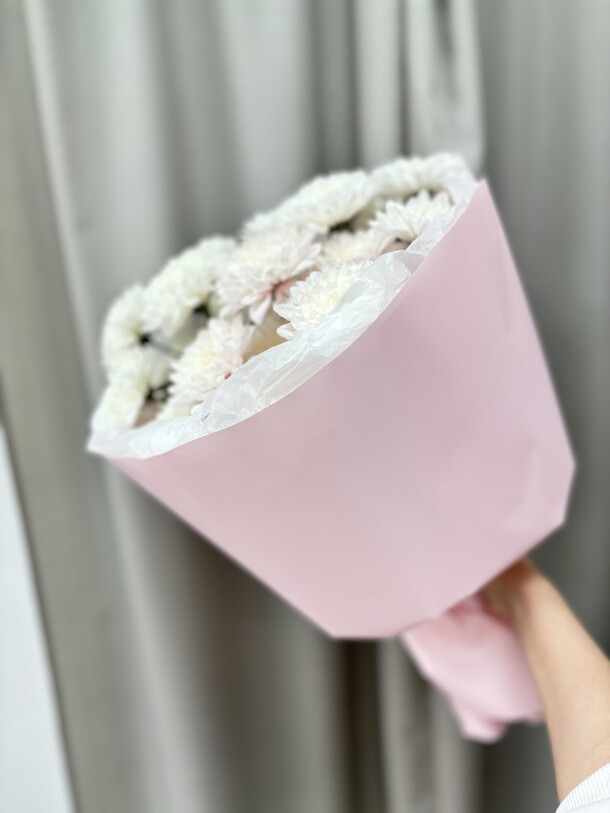 Букет хризантем, артикул F1384538 - 2350 рублей, доставка по городу. Flawery - доставка цветов