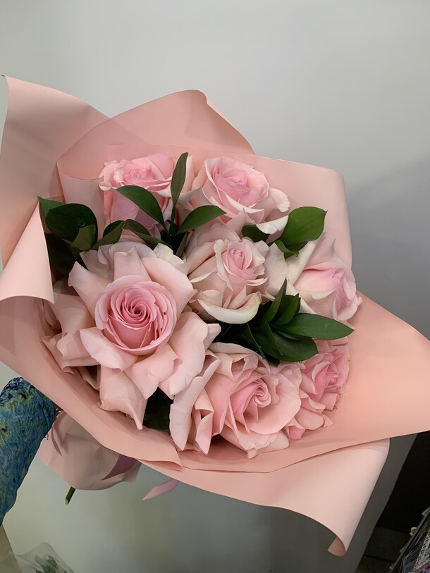 Французские розы 5, артикул F1379954 - 4150 рублей, доставка по городу. Flawery - доставка цветов