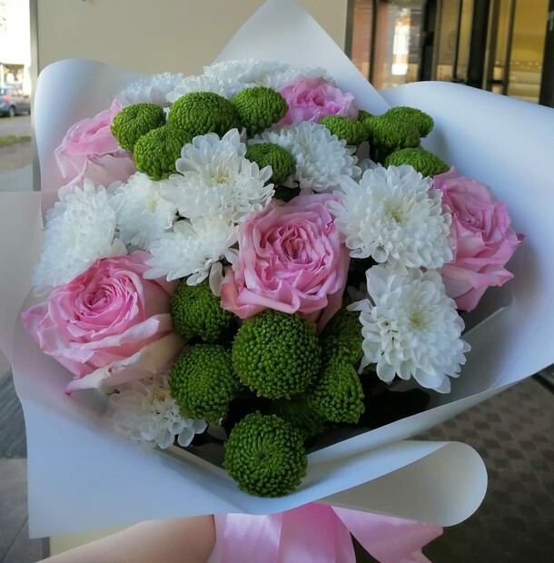 Свежий микс, артикул F1450699 - 5450 рублей, доставка по городу. Flawery - доставка цветов