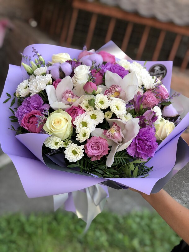 Букет утро в париже, артикул F108874 - 8580 рублей, доставка по городу. Flawery - доставка цветов