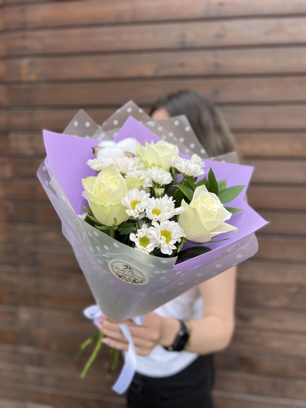 Букет ласточка, артикул F108875 - 2750 рублей, доставка по городу. Flawery - доставка цветов