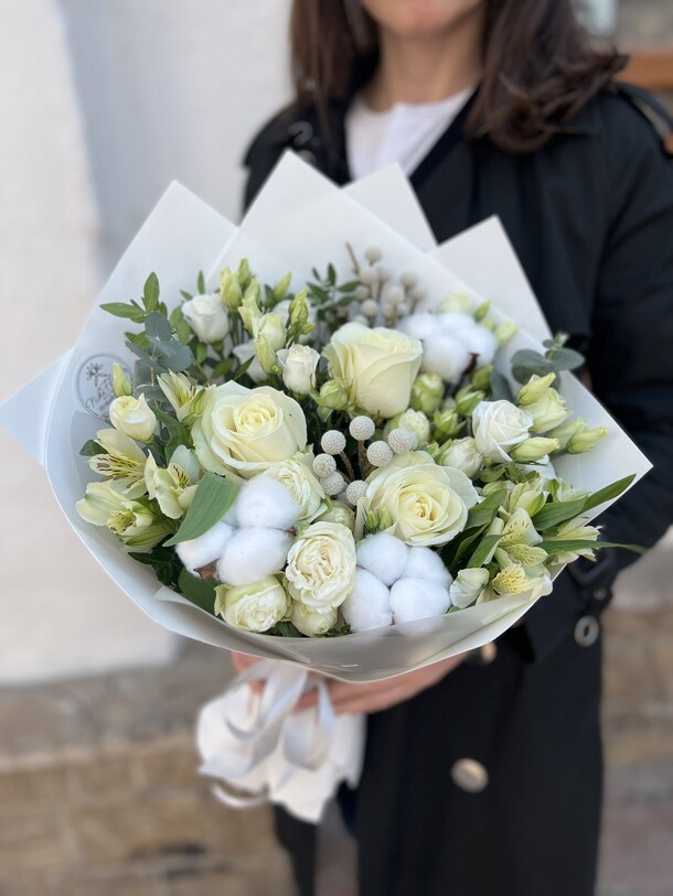 Букет звездочка, артикул F1098721 - 6160 рублей, доставка по городу. Flawery - доставка цветов