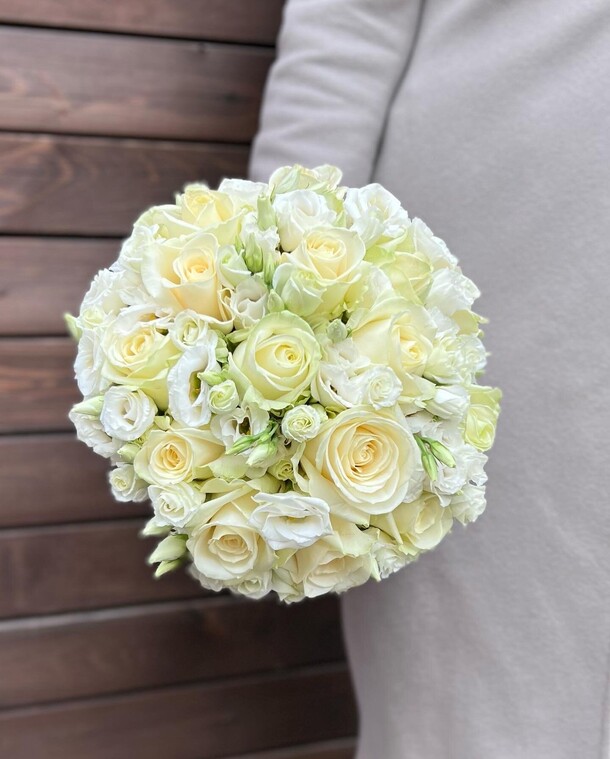 Букет невесты "нежность", артикул F1119599 - 9650 рублей, доставка по городу. Flawery - доставка цветов