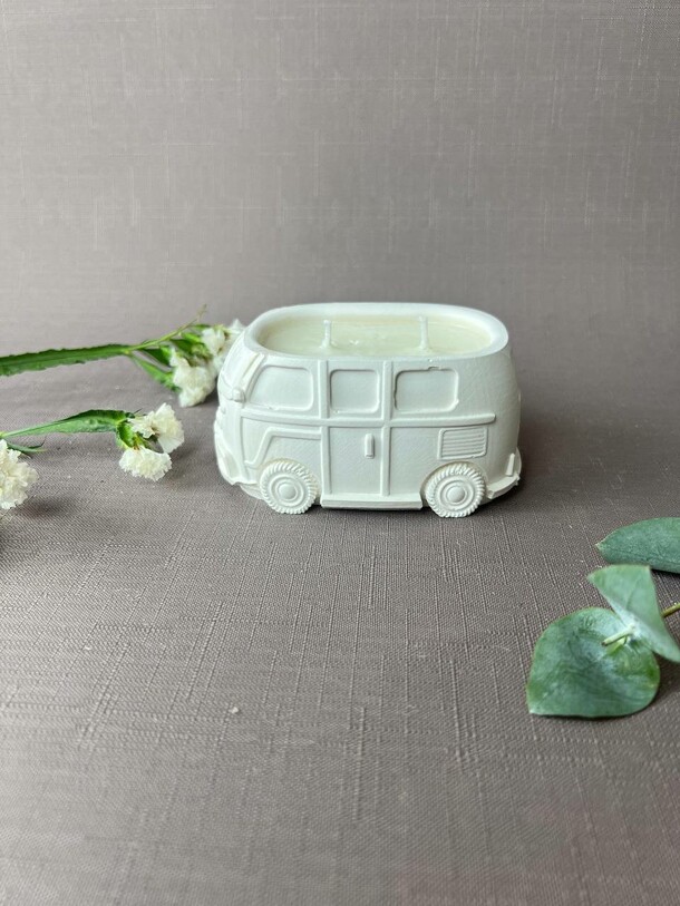 Свеча машинка, артикул F1350405 - 1300 рублей, доставка по городу. Flawery - доставка цветов