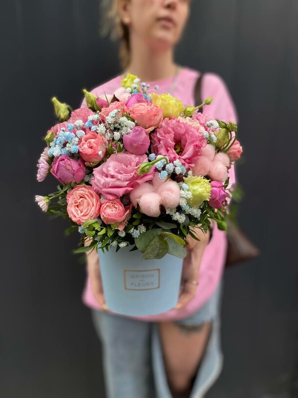 Цветочная композиция бабл гам, артикул F1433534 - 4300 рублей, доставка по городу. Flawery - доставка цветов