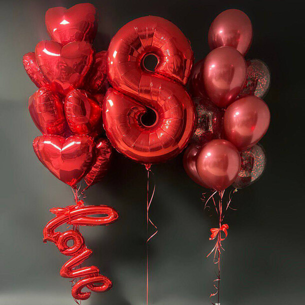 Сердечный праздник: набор на 8 марта, артикул F1382816 - 9240 рублей, доставка по городу. Flawery - доставка цветов