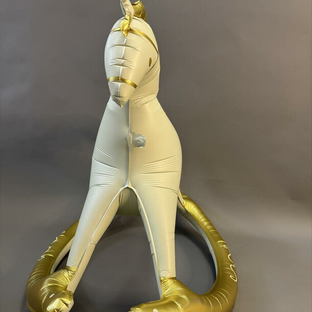 Шар фигура качеля лошадка, артикул F1464855 - 3060 рублей, доставка по городу. Flawery - доставка цветов