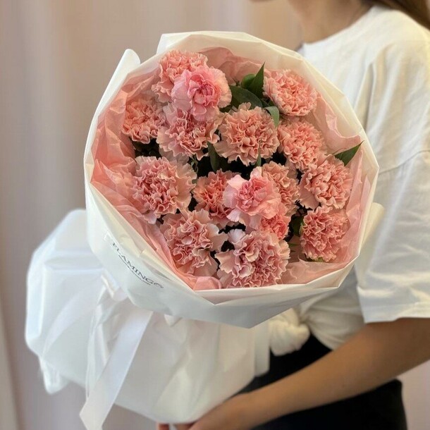 Авторский букет "луиза", артикул F1367816 - 3545 рублей, доставка по городу. Flawery - доставка цветов