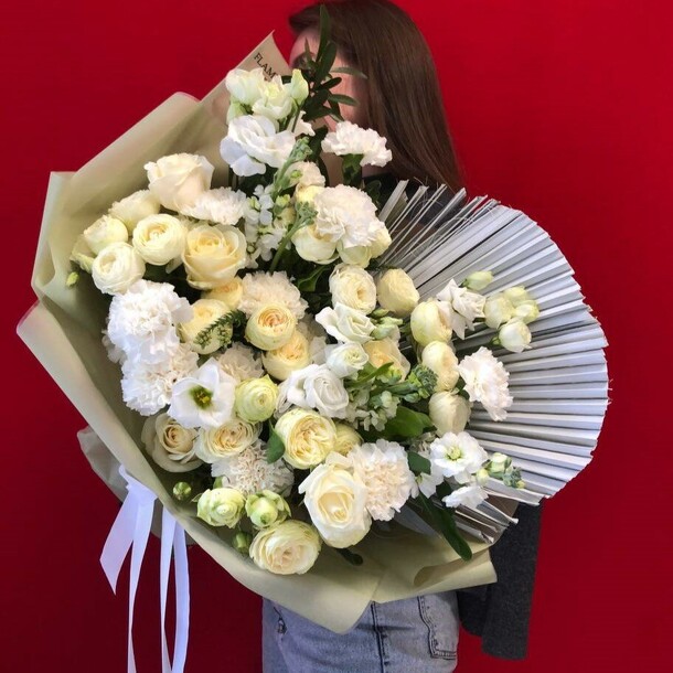 Авторский букет "азия", артикул F1367876 - 13636 рублей, доставка по городу. Flawery - доставка цветов