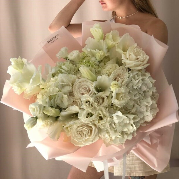 Авторский букет "диана", артикул F1367982 - 17273 рублей, доставка по городу. Flawery - доставка цветов