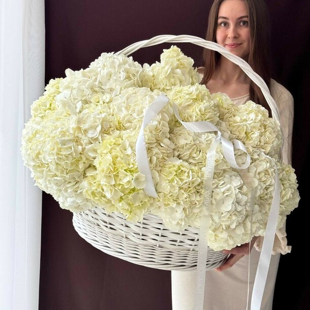 Композиция в корзине "катерина", артикул F1408934 - 45364 рублей, доставка по городу. Flawery - доставка цветов