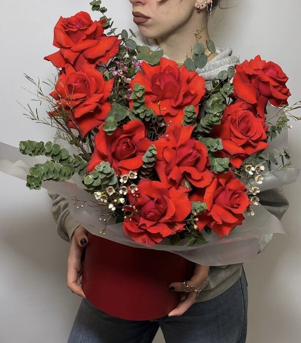 Композиция «первый взгляд», артикул F1377347 - 6050 рублей, доставка по городу. Flawery - доставка цветов