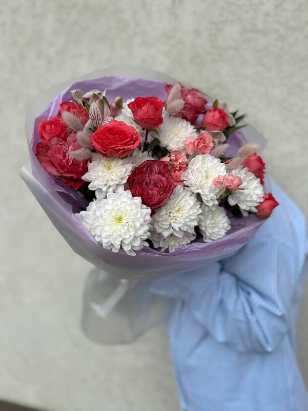 Букет «яркий», артикул F1414043 - 5719 рублей, доставка по городу. Flawery - доставка цветов