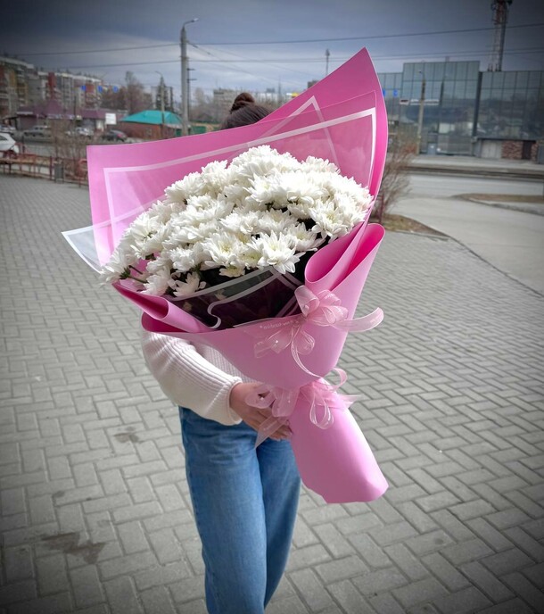 Монобукет хризантема балтика, артикул F1405482 - 5990 рублей, доставка по городу. Flawery - доставка цветов